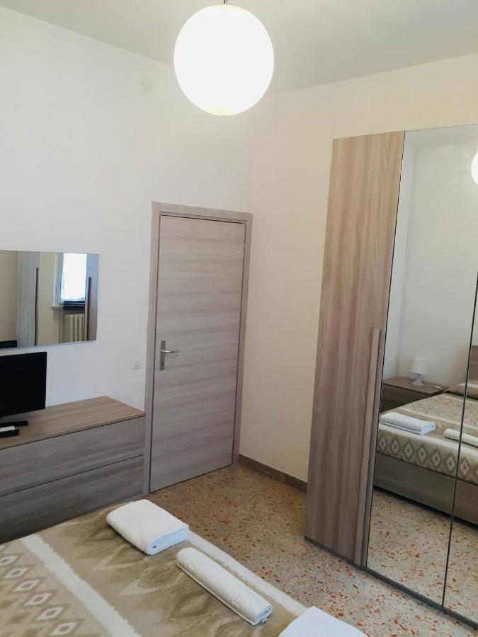 B&B Dell'Amicizia Фано Екстериор снимка