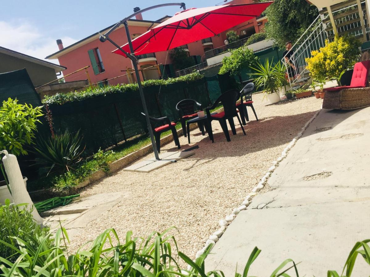 B&B Dell'Amicizia Фано Екстериор снимка