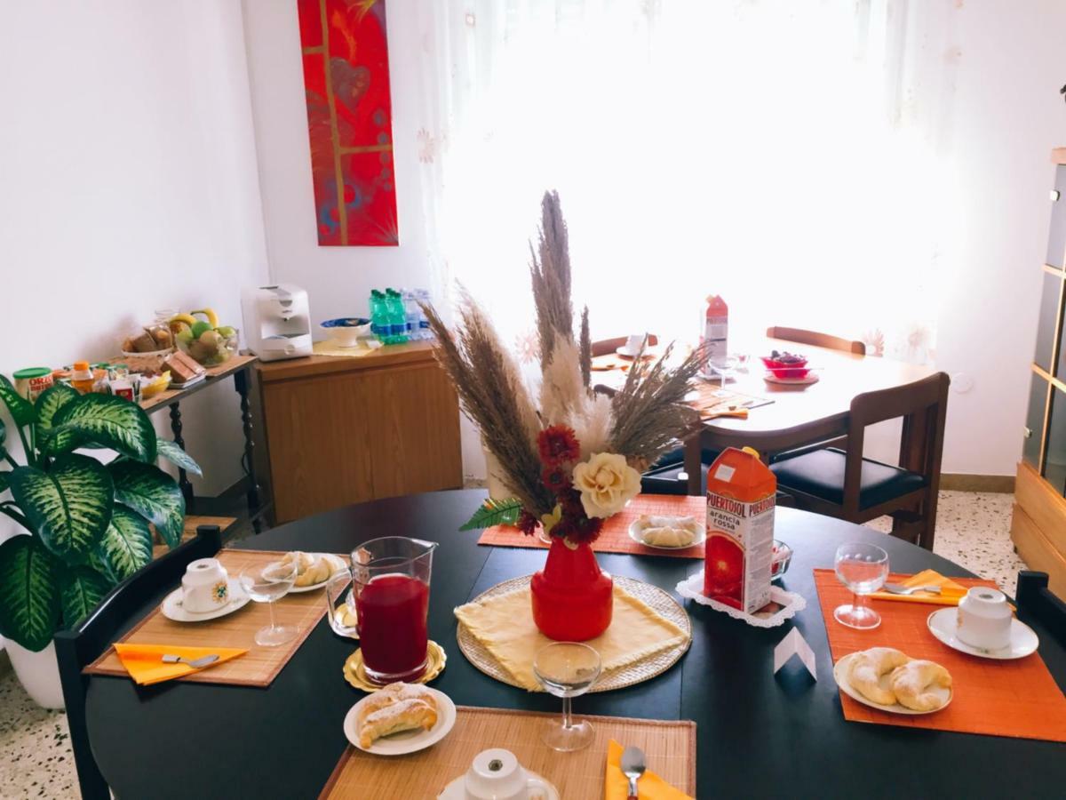 B&B Dell'Amicizia Фано Екстериор снимка